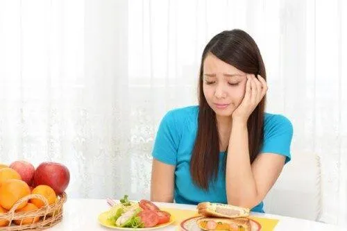 tác hại của việc nhổ răng số 4