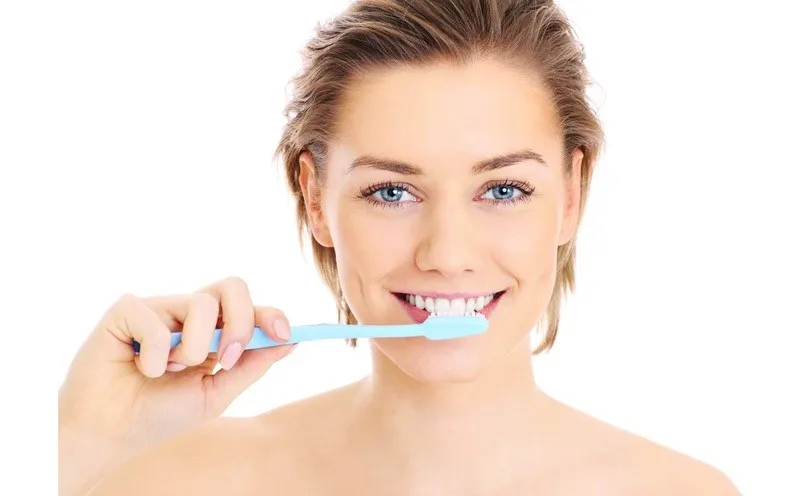 Chăm sóc răng miệng khi lấy cao răng như thế nào?