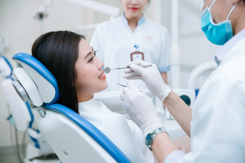 Cách khắc phục lấy cao răng bị chảy máu chân răng