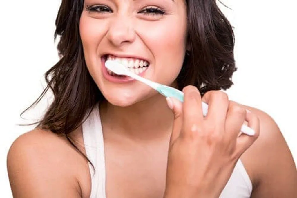 Nhiễm khuẩn do vệ sinh răng miệng kém