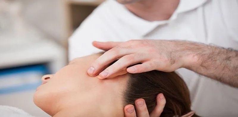 Cách hạn chế tình trạng cứng hàm không há miệng được