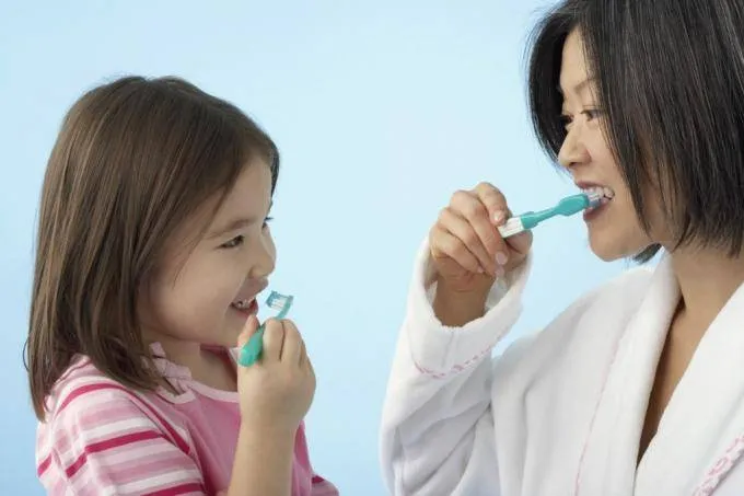 Bước 6: Súc miệng và vệ sinh dụng cụ