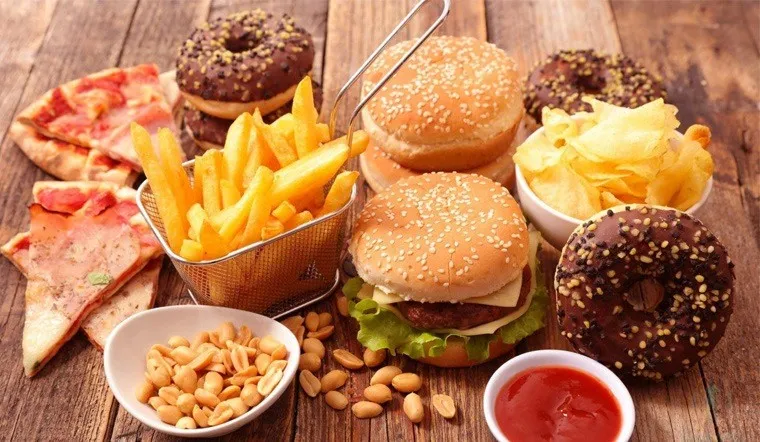 Hạn chế các loại thực phẩm và đồ uống gây ố màu răng