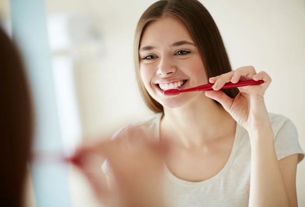 Cách phòng ngừa sưng nướu răng hàm trên hiệu quả