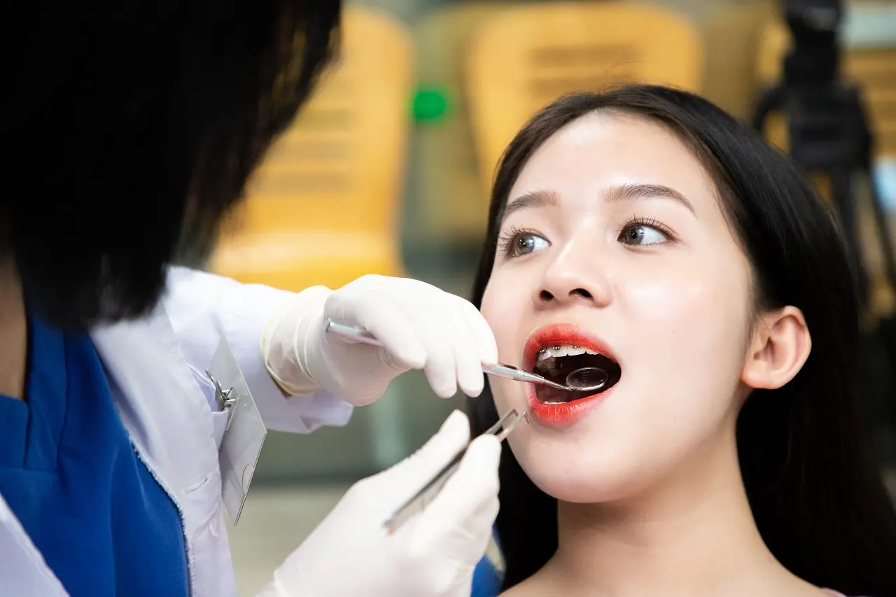 Niềng răng thẩm mỹ là gì?