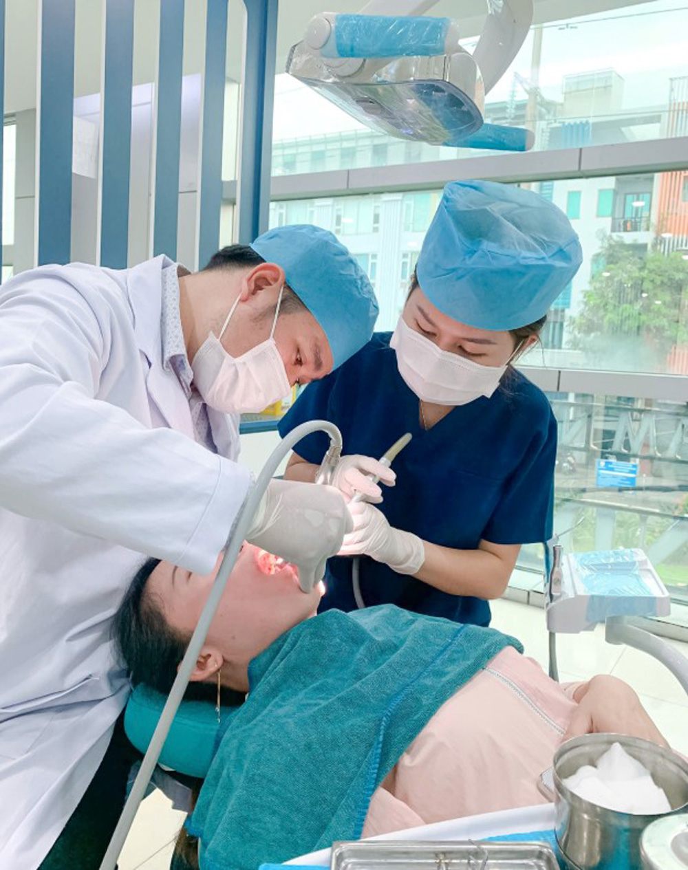 Kỹ thuật phục hình không chính xác từ bác sĩ điều trị