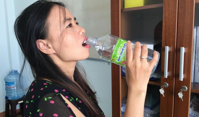 Lưu ý khi sử dụng nước muối để chăm sóc răng miệng