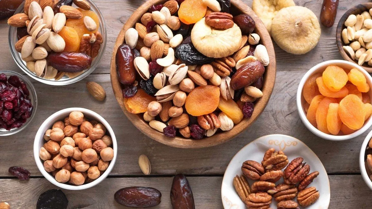 Viêm lợi không nên ăn gì – Các loại thực phẩm cứng