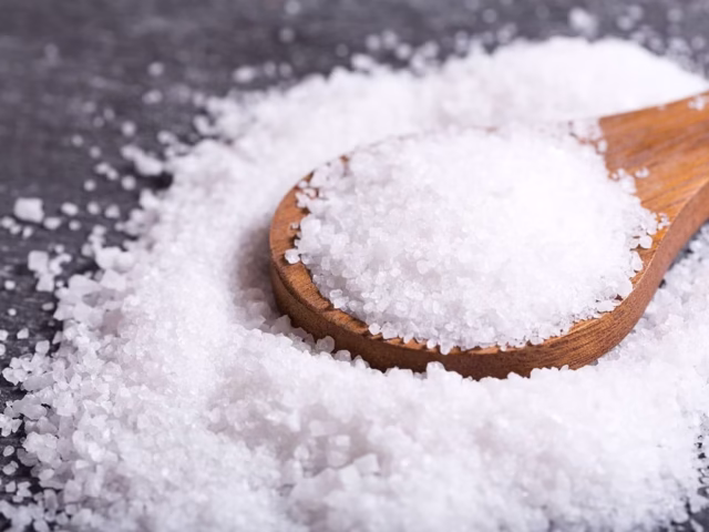 cach-tay-trang-rang-bang-muoi-2