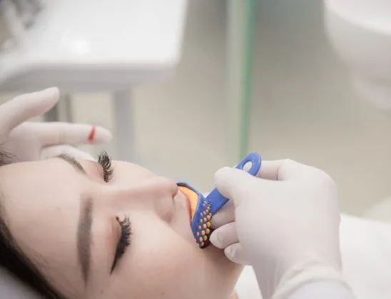 ay-dau-rang-co-dau-khong