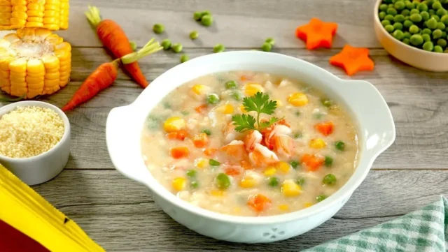Súp rau củ là một lựa chọn tuyệt vời khi bạn đau răng